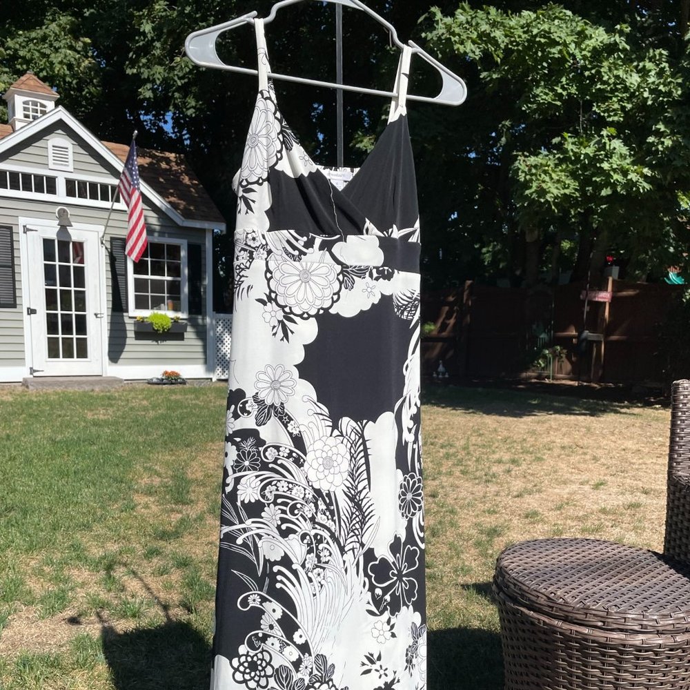 Vintage 90s Stretch Black and White Midi Dress Size 6